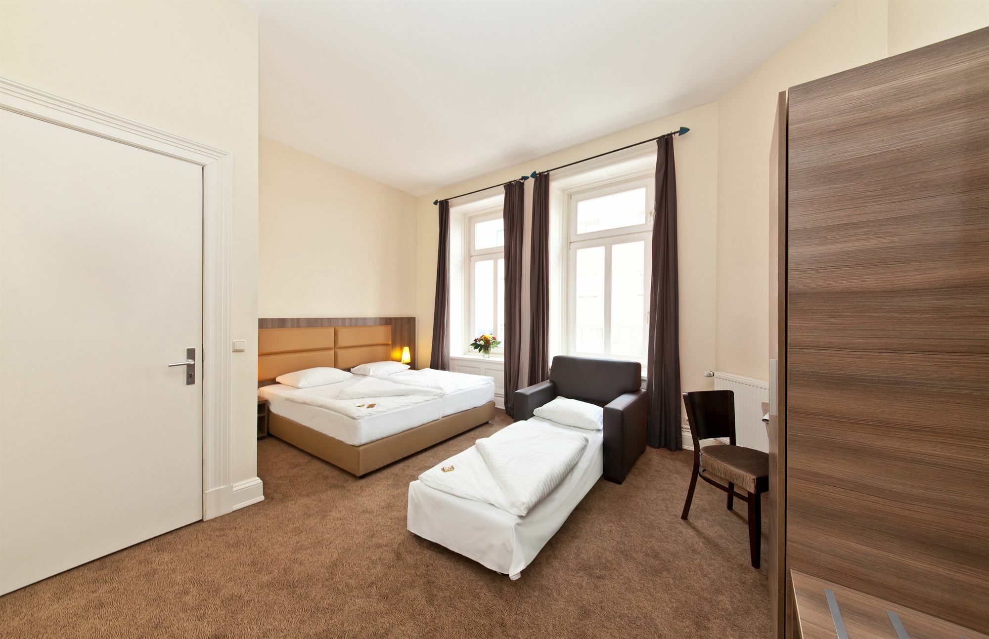 Hotel Koenigshof Αμβούργο Εξωτερικό φωτογραφία