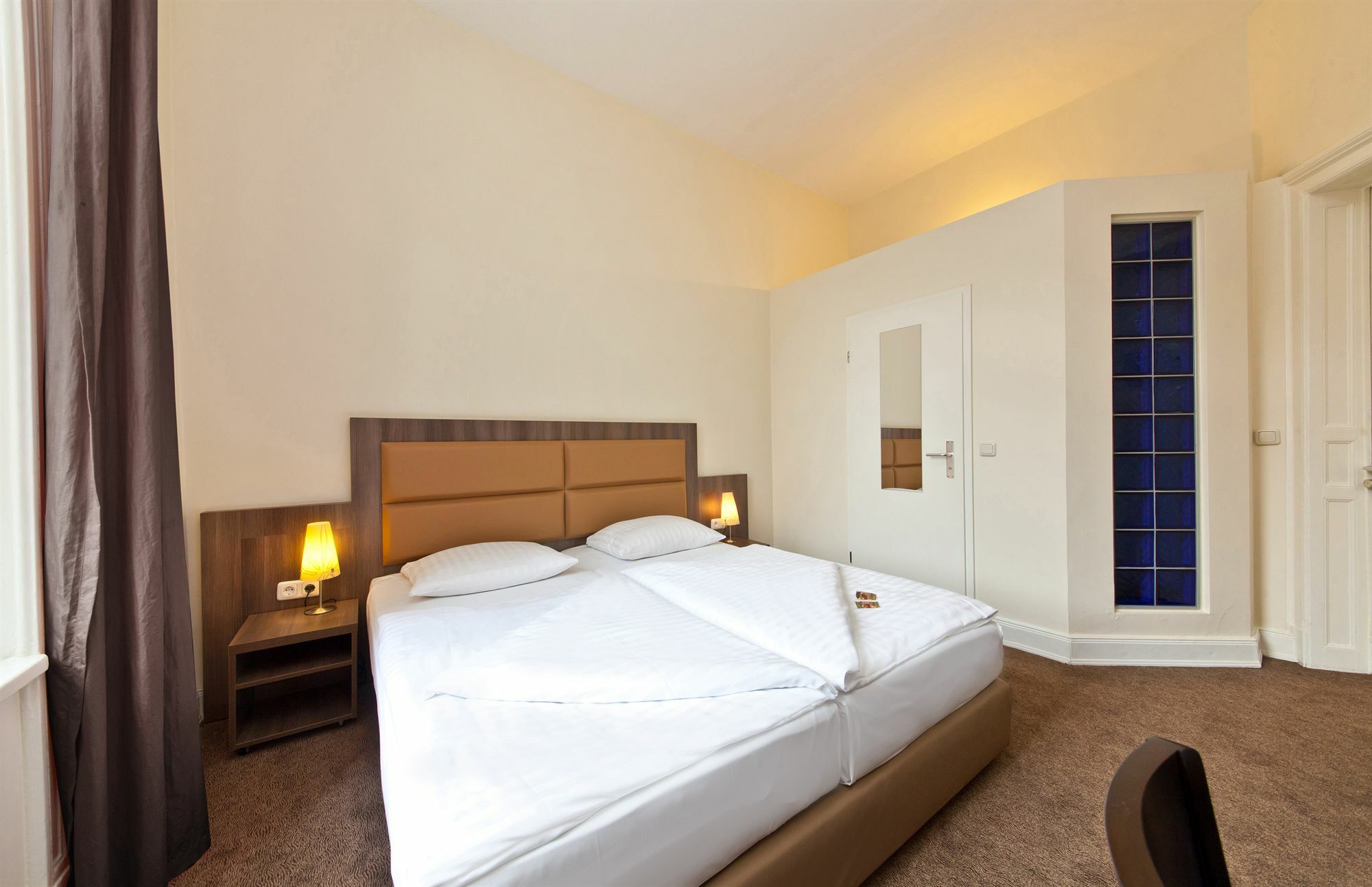 Hotel Koenigshof Αμβούργο Εξωτερικό φωτογραφία